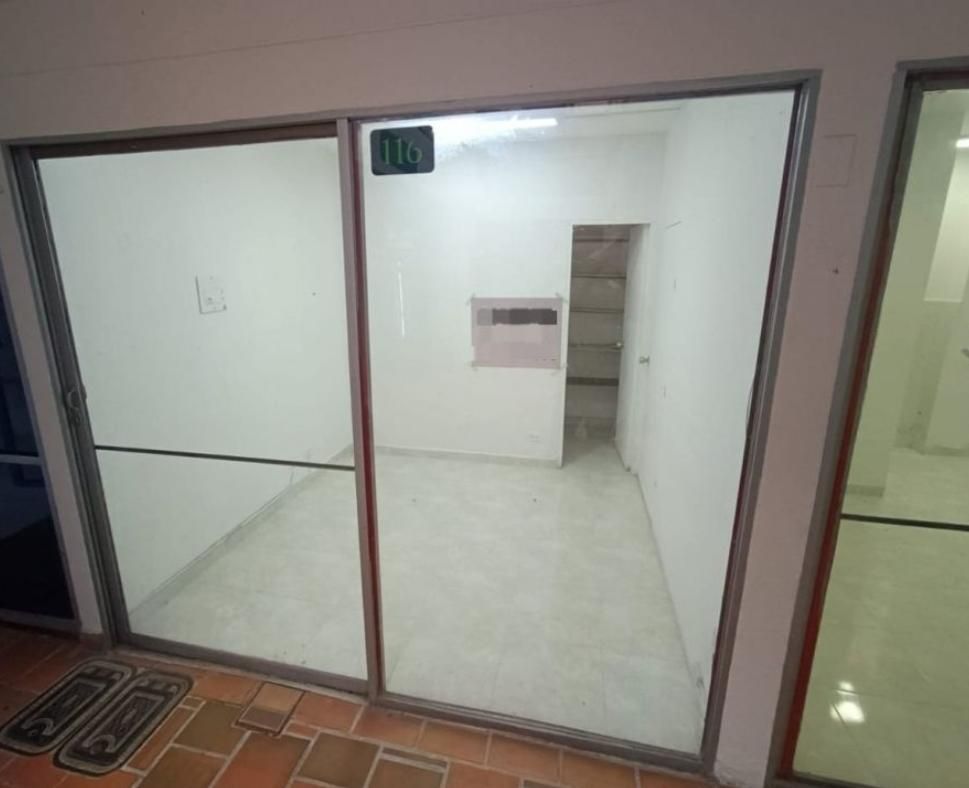 Local en arriendo Antioquia Itagüí Centro 10 m2 Habitaciones 0 Baños 0 Garajes 0 Precio $900000