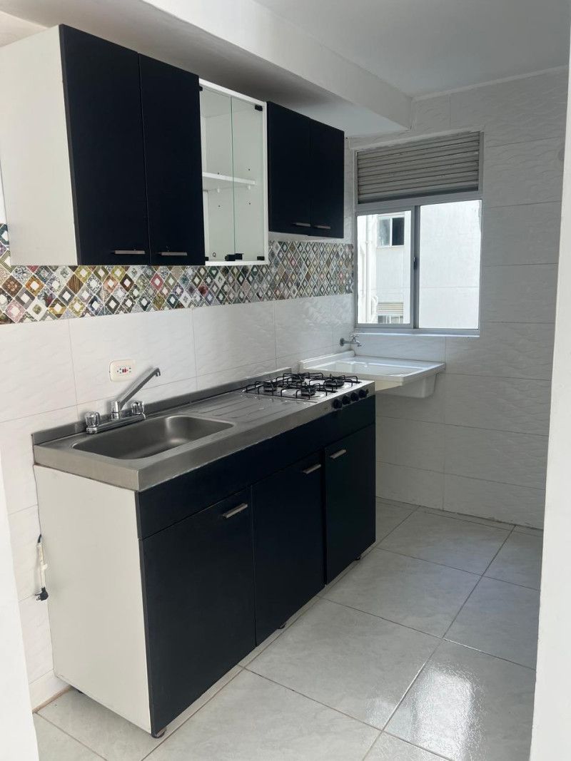 Apartamento en arriendo Atlántico Barranquilla Cr Golondrina 51 m2 Habitaciones 3 Baños 2 Garajes 0 Precio $1400000