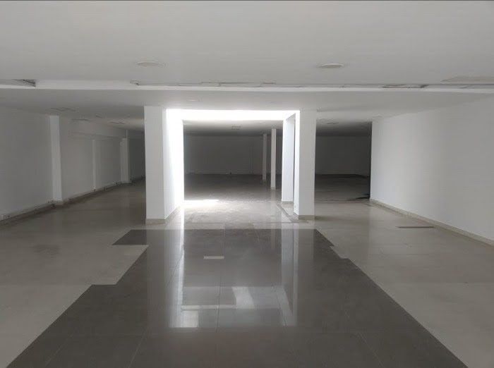 Local en venta Cundinamarca Bogotá Mónaco 600 m2 Habitaciones 0 Baños 3 Garajes 6 Precio $4500000000