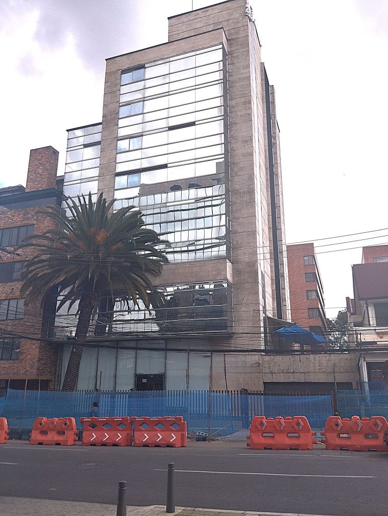 Edificio en arriendo Cundinamarca Bogotá La Porciuncula 3011 m2 Habitaciones 0 Baños 9 Garajes 40 Precio $140000000