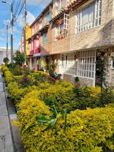 Casa en venta Cundinamarca Bogotá Gualoche 84 m2 Habitaciones 3 Baños 1 Garajes 0 Precio $290000000