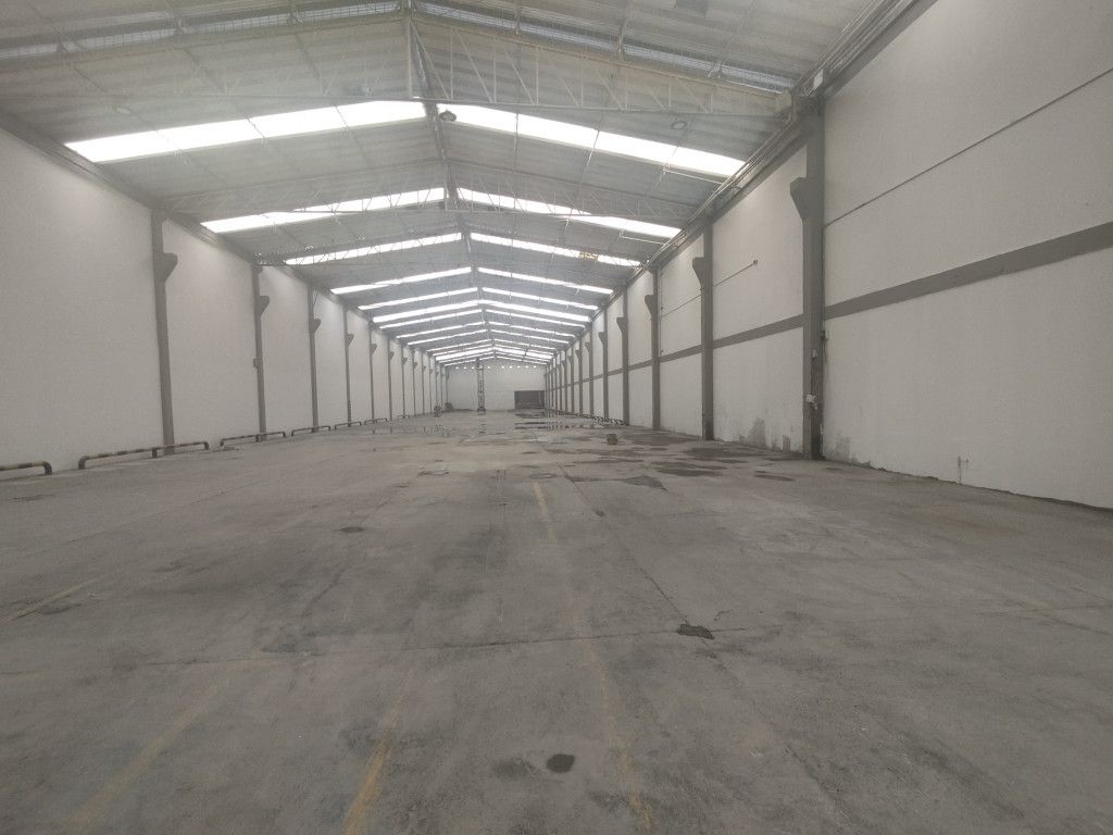 Bodega en arriendo Cundinamarca Bogotá Santa Yolanda 2800 m2 Habitaciones 0 Baños 2 Garajes 2 Precio $72900000