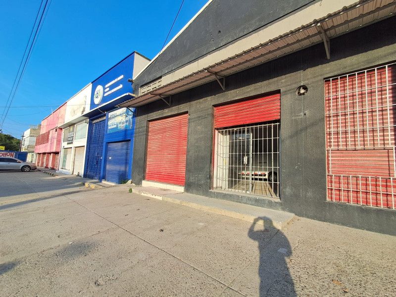 Bodega en arriendo Bolívar Cartagena El Bosque 900 m2 Habitaciones 0 Baños 4 Garajes 0 Precio $18000000