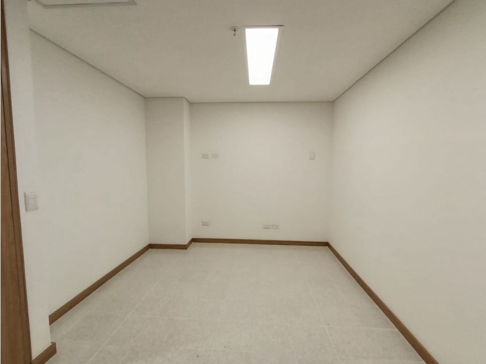 Consultorio en venta Antioquia Medellín Los Pinos 41 m2 Habitaciones 0 Baños 1 Garajes 1 Precio $590000000