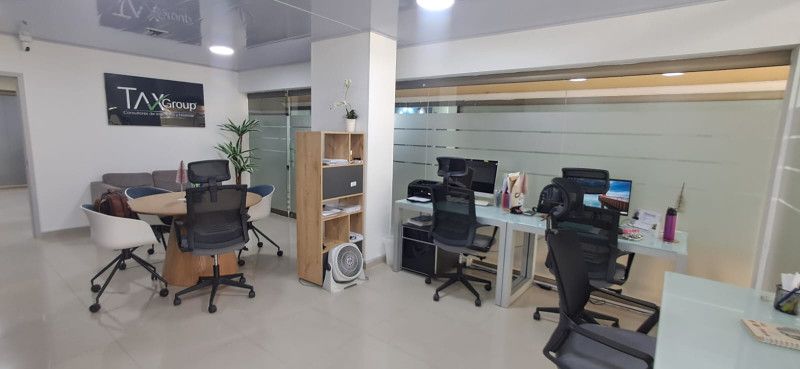 Oficina en arriendo Atlántico Barranquilla El Prado 124 m2 Habitaciones 0 Baños 2 Garajes 2 Precio $6000000