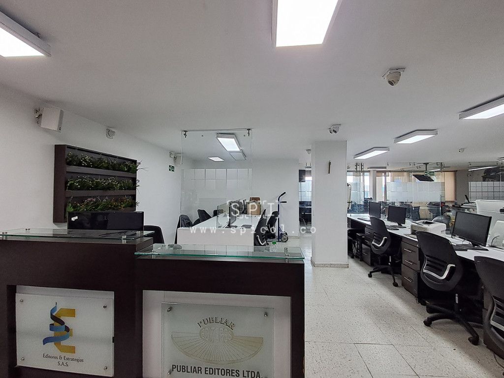 Oficina en venta Cundinamarca Bogotá La Esperanza 146 m2 Habitaciones 0 Baños 1 Garajes 0 Precio $980000000