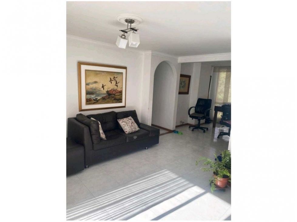 Apartamento en venta Antioquia Medellín Loma De Los Bernal 100 m2 Habitaciones 4 Baños 3 Garajes 1 Precio $660000000