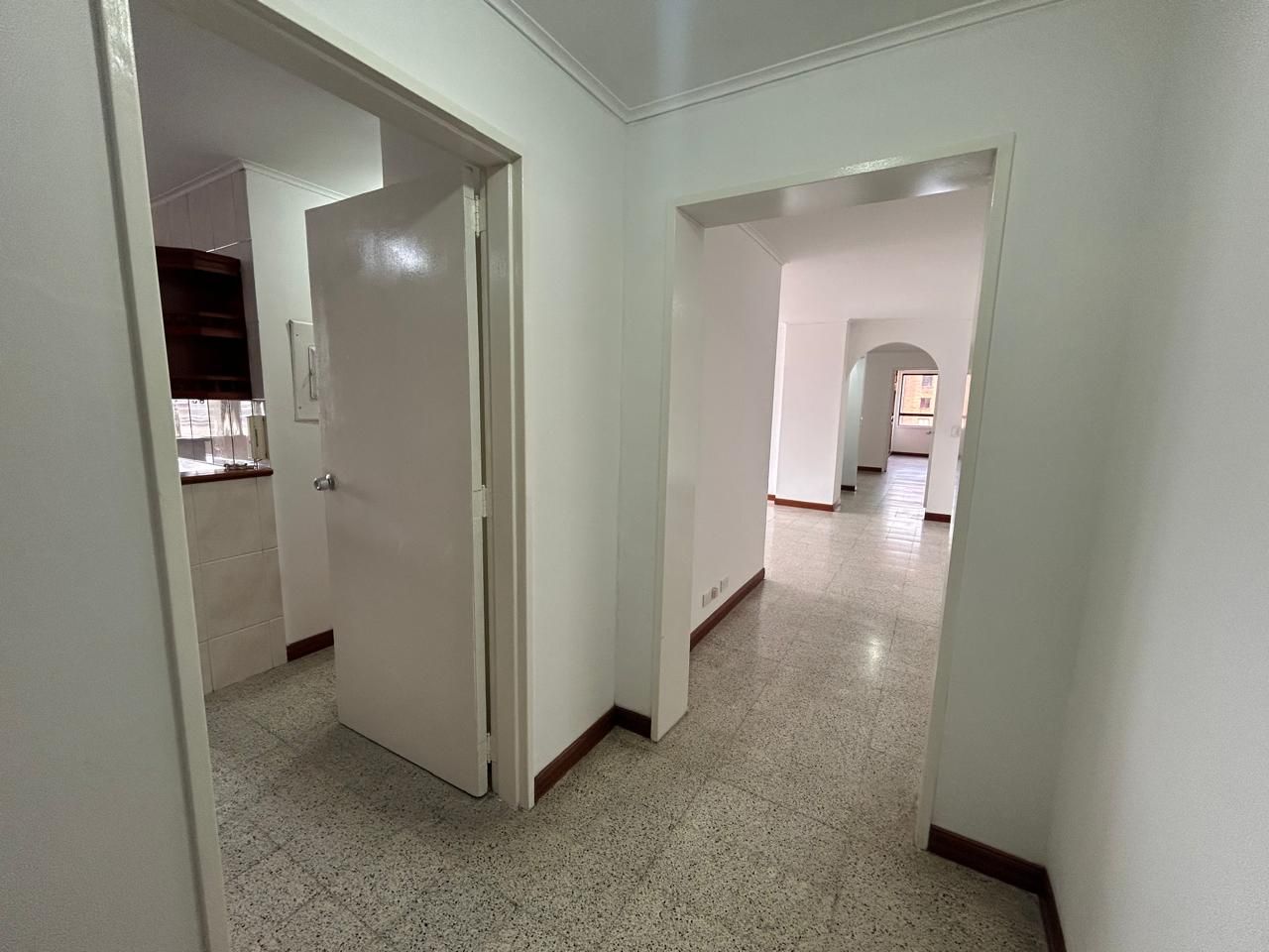 Apartamento en arriendo Antioquia Medellín Urbanizacion Suramericana 164 m2 Habitaciones 4 Baños 3 Garajes 1 Precio $5376500