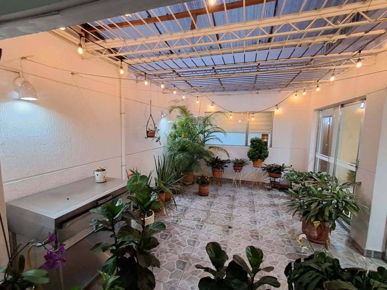 Casa en arriendo Antioquia Medellín La Castellana 4 m2 Habitaciones 5 Baños 4 Garajes 2 Precio $0