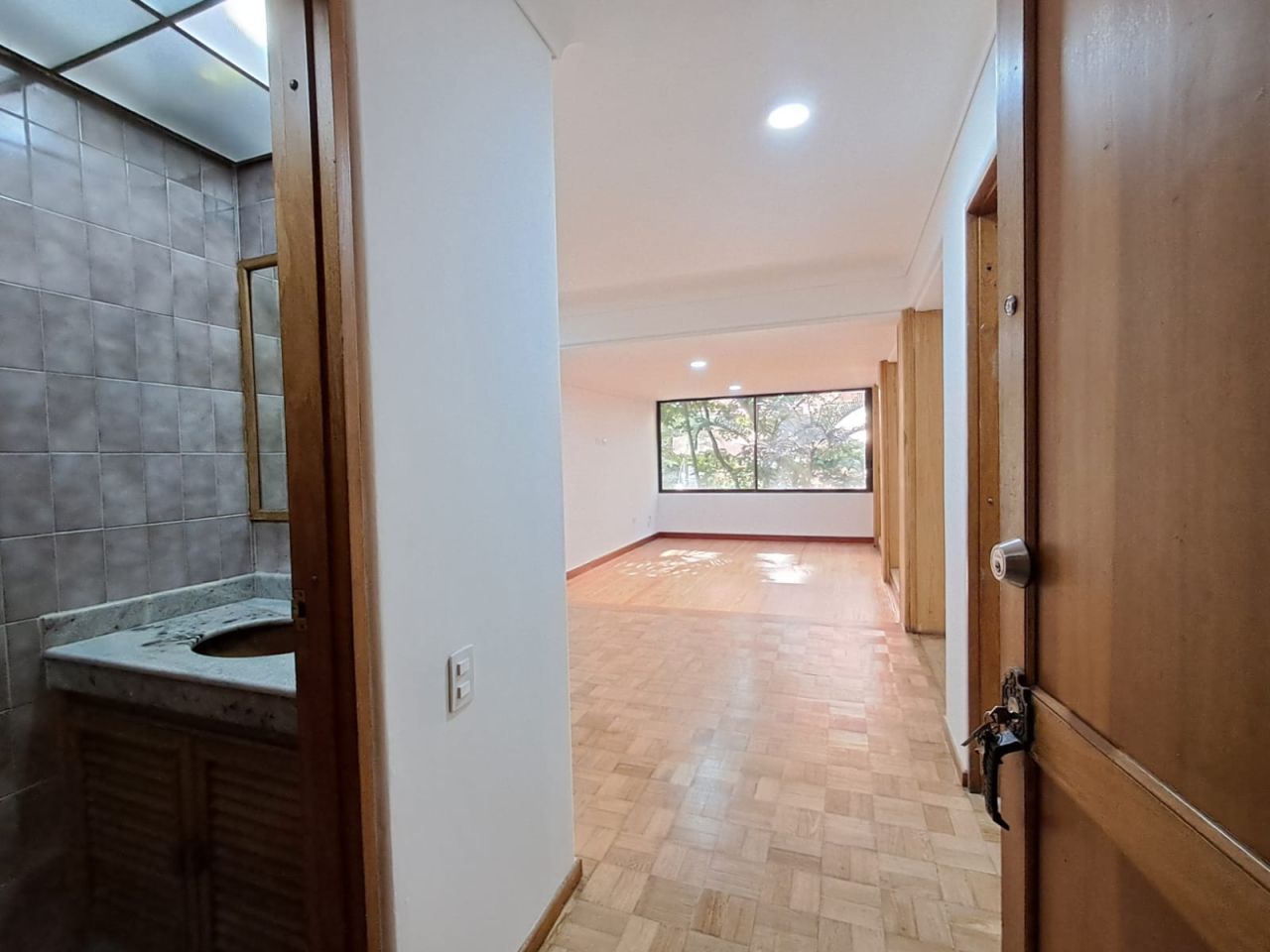Apartamento en venta Antioquia Envigado Bosques De Zúñiga 155 m2 Habitaciones 3 Baños 3 Garajes 2 Precio $810000000