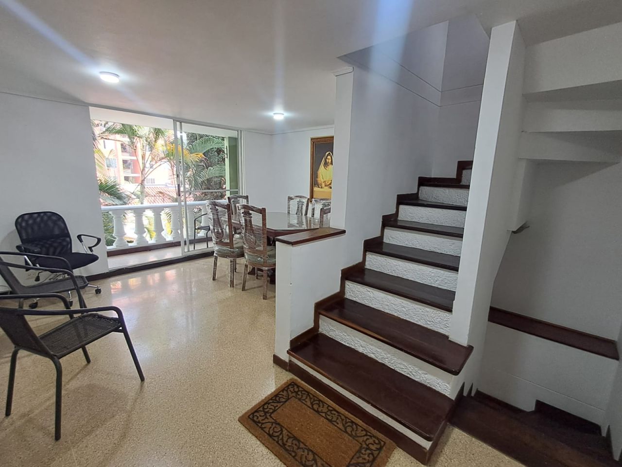 Casa en arriendo Antioquia Medellín Loma De Los Bernal 223 m2 Habitaciones 4 Baños 4 Garajes 1 Precio $5700000