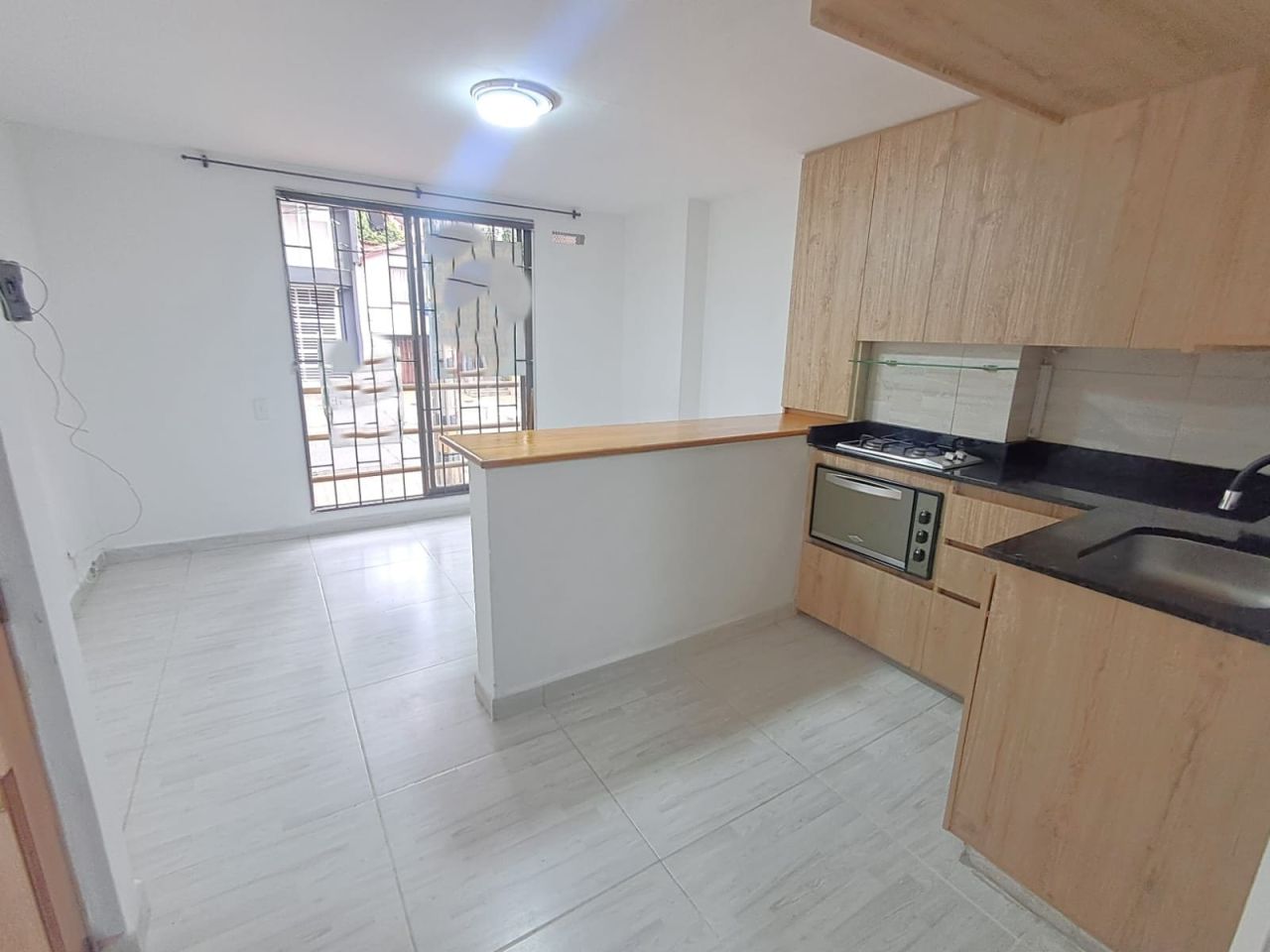 Apartamento en arriendo Antioquia Medellín La Castellana 65 m2 Habitaciones 1 Baños 1 Garajes 0 Precio $2300000