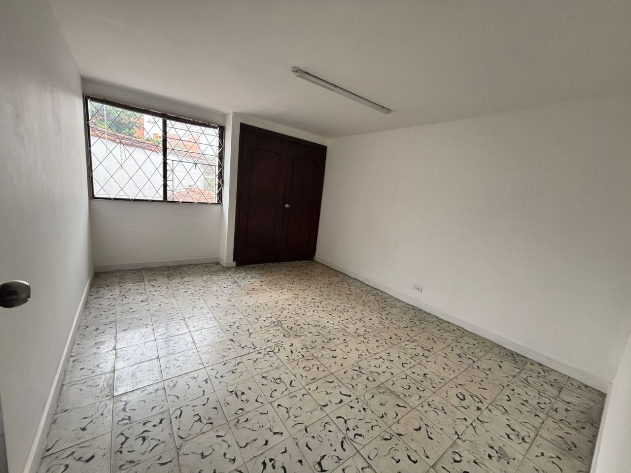 Casa en arriendo Antioquia Medellín Los Conquistadores 400 m2 Habitaciones 6 Baños 5 Garajes 0 Precio $20000000