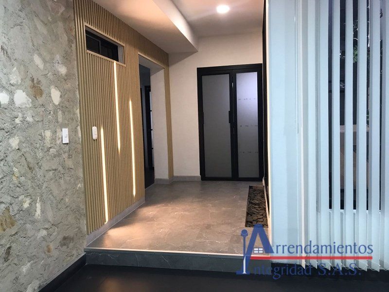 Apartaestudio en arriendo Antioquia Medellín Rosales 40 m2 Habitaciones 1 Baños 1 Garajes 0 Precio $2000000
