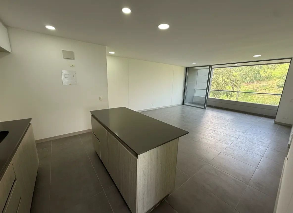 Apartamento en arriendo Antioquia Envigado San Sebastian 98 m2 Habitaciones 2 Baños 2 Garajes 2 Precio $4800000