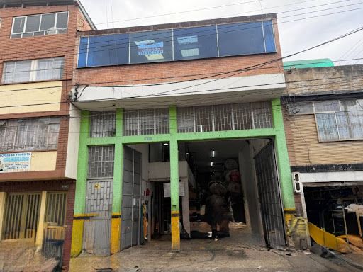 Bodega en arriendo Cundinamarca Bogotá Restrepo 240 m2 Habitaciones 0 Baños 1 Garajes 0 Precio $4000000