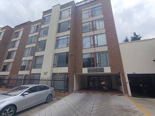 Apartamento en arriendo Cundinamarca Bogotá Santa Helena Et I 90 m2 Habitaciones 4 Baños 2 Garajes 2 Precio $3500000