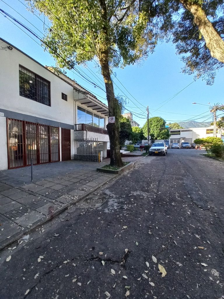 Local en arriendo Tolima Ibagué Cadiz 19 m2 Habitaciones 0 Baños 1 Garajes 0 Precio $1100000