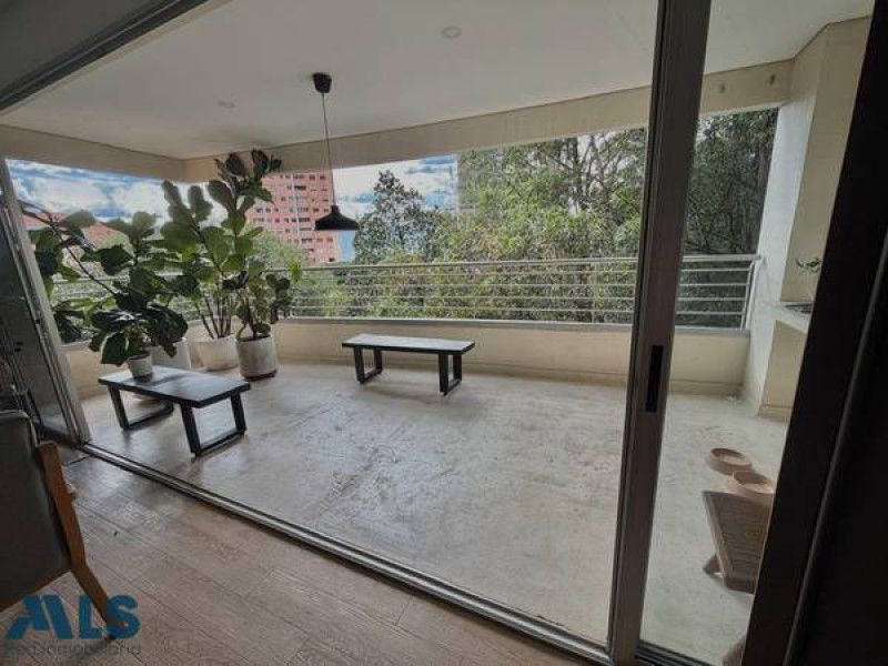 Apartamento en venta Antioquia Medellín San Lucas 127 m2 Habitaciones 2 Baños 2 Garajes 2 Precio $990000000
