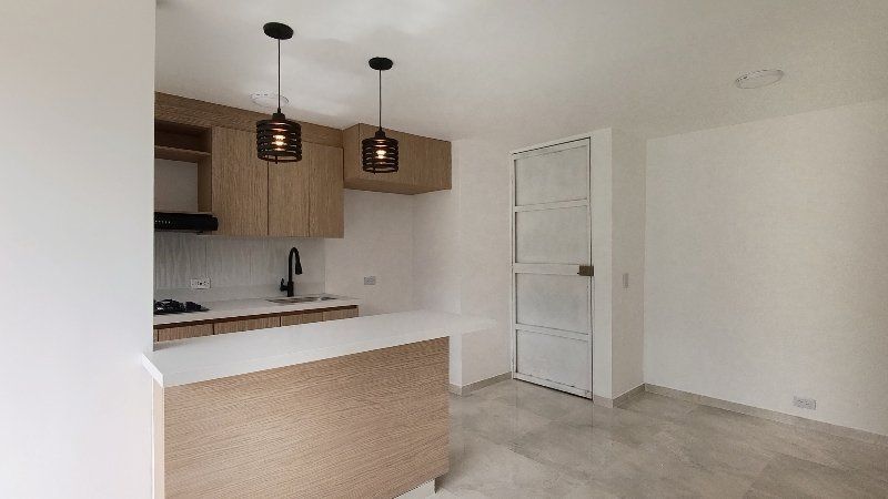 Apartamento en arriendo Antioquia Medellín Blanquizal 52 m2 Habitaciones 3 Baños 1 Garajes 0 Precio $1700000