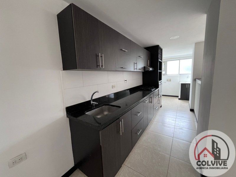 Apartamento en arriendo Antioquia Sabaneta Calle Larga 97 m2 Habitaciones 3 Baños 2 Garajes 0 Precio $3000000