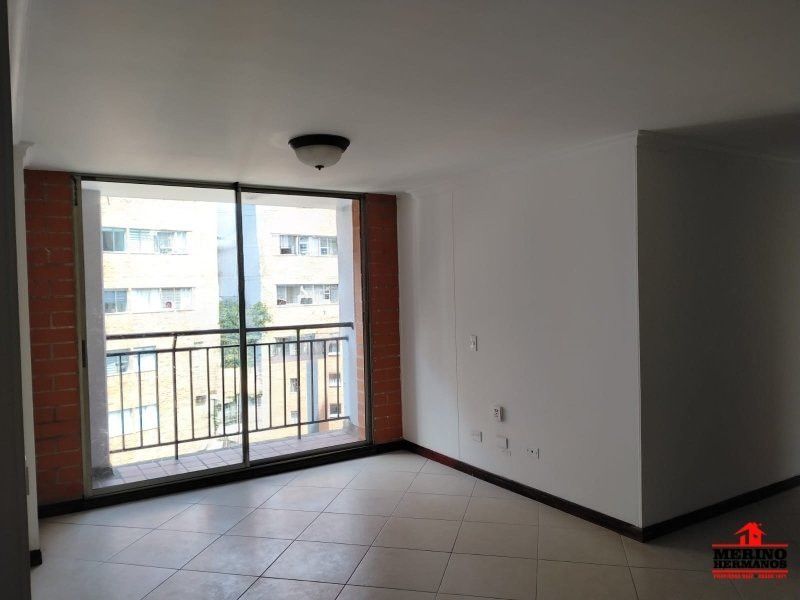 Apartamento en arriendo Antioquia Envigado Cd San Lucas 100 m2 Habitaciones 3 Baños 2 Garajes 1 Precio $5000000