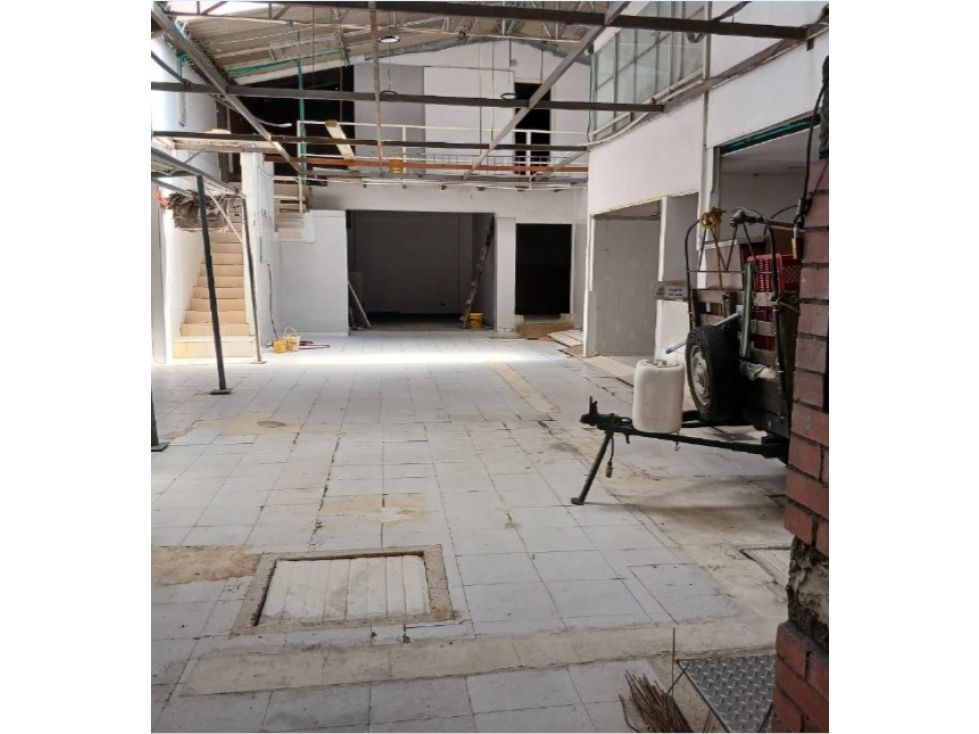 Bodega en arriendo Cundinamarca Bogotá Prado Veraniego 425 m2 Habitaciones 0 Baños 2 Garajes 0 Precio $12500000