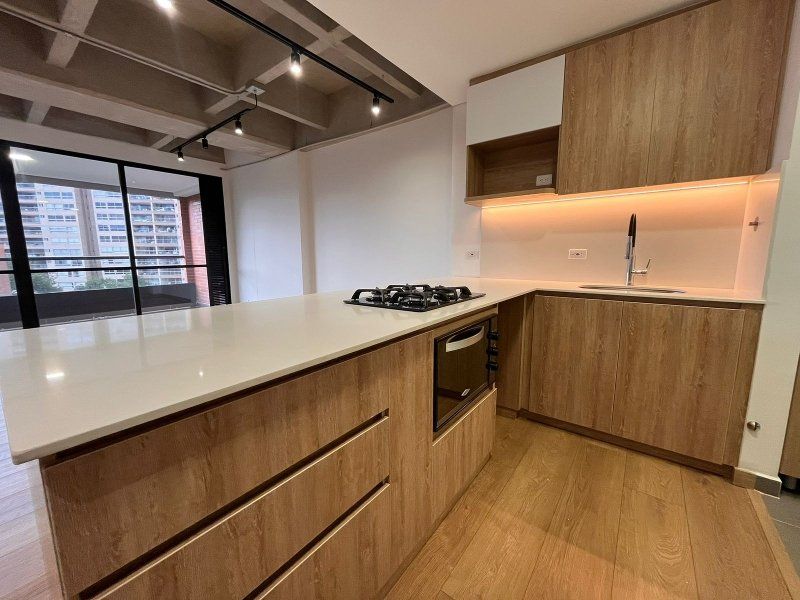 Apartamento en arriendo Antioquia Envigado La Orquídea 92 m2 Habitaciones 2 Baños 3 Garajes 1 Precio $4700000