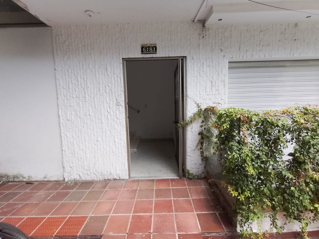 Local en arriendo Valle Del Cauca Cali Parcelacion Monaco La Sultana 117 m2 Habitaciones 0 Baños 2 Garajes 0 Precio $3000000
