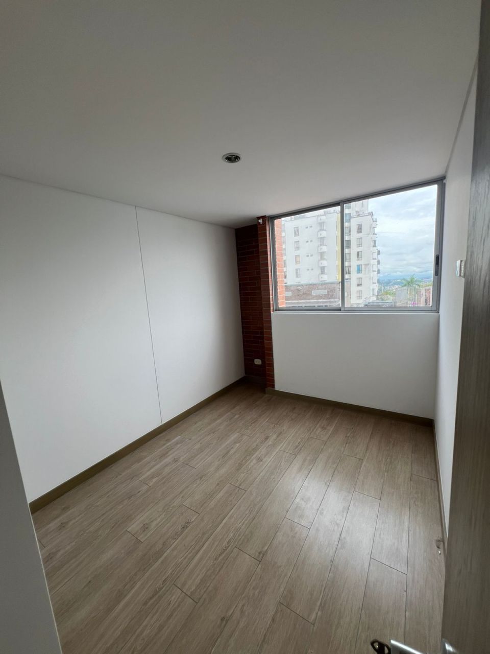Apartamento en arriendo Risaralda Pereira Jardin De Velez Y Velez 76 m2 Habitaciones 3 Baños 2 Garajes 1 Precio $3000000