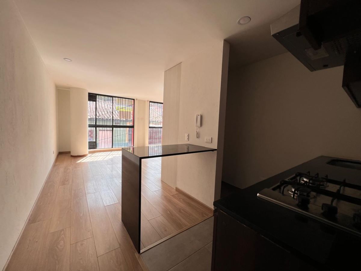 Apartamento en venta Cundinamarca Bogotá Santa Barbara 32 m2 Habitaciones 1 Baños 1 Garajes 0 Precio $245000000