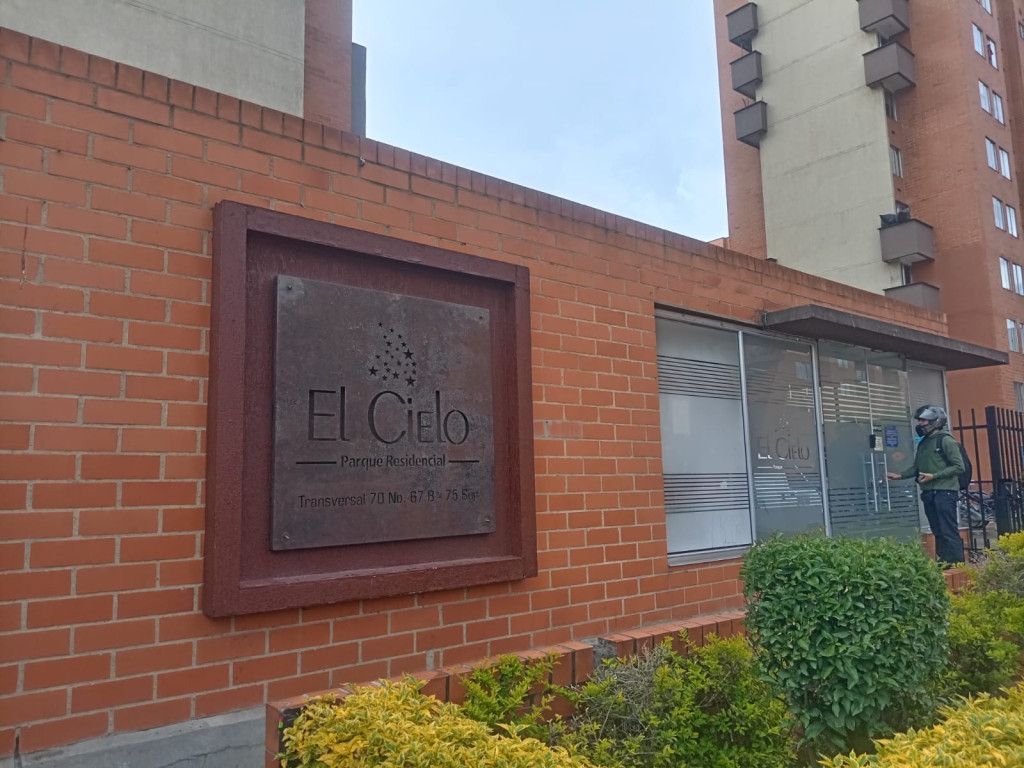 Apartamento en venta Cundinamarca Bogotá El Ensueño 34 m2 Habitaciones 2 Baños 1 Garajes 0 Precio $205000000