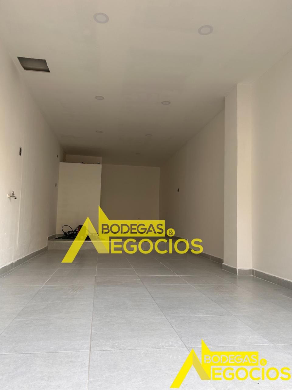 Local en arriendo Antioquia Medellín Calle Nueva 40 m2 Habitaciones 0 Baños 1 Garajes 0 Precio $2600000