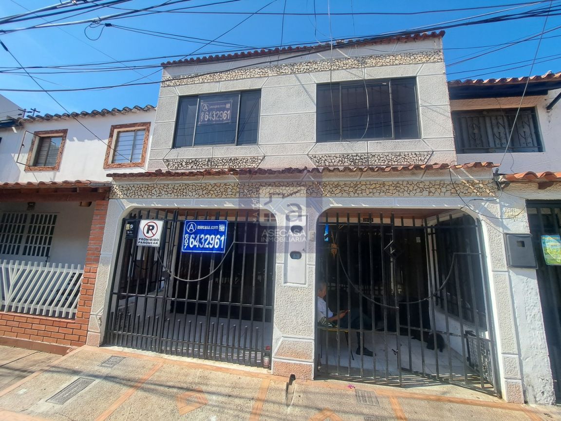 Apartamento en arriendo Santander Girón El Gallineral 80 m2 Habitaciones 3 Baños 2 Garajes 0 Precio $1000000