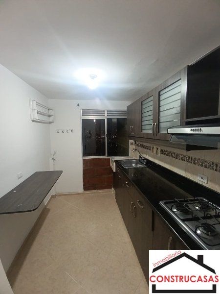 Apartamento en arriendo Antioquia Medellín Aures No1 57 m2 Habitaciones 3 Baños 2 Garajes 0 Precio $1700000