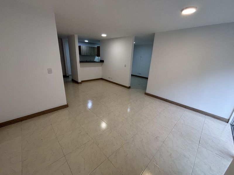 Apartamento en arriendo Antioquia Envigado Tierra Grata 75 m2 Habitaciones 3 Baños 2 Garajes 1 Precio $3500000