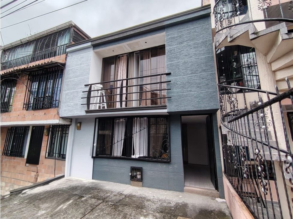Casa en venta Risaralda Dosquebradas Ub Bombay Et Ii 90 m2 Habitaciones 3 Baños 2 Garajes 0 Precio $240000000
