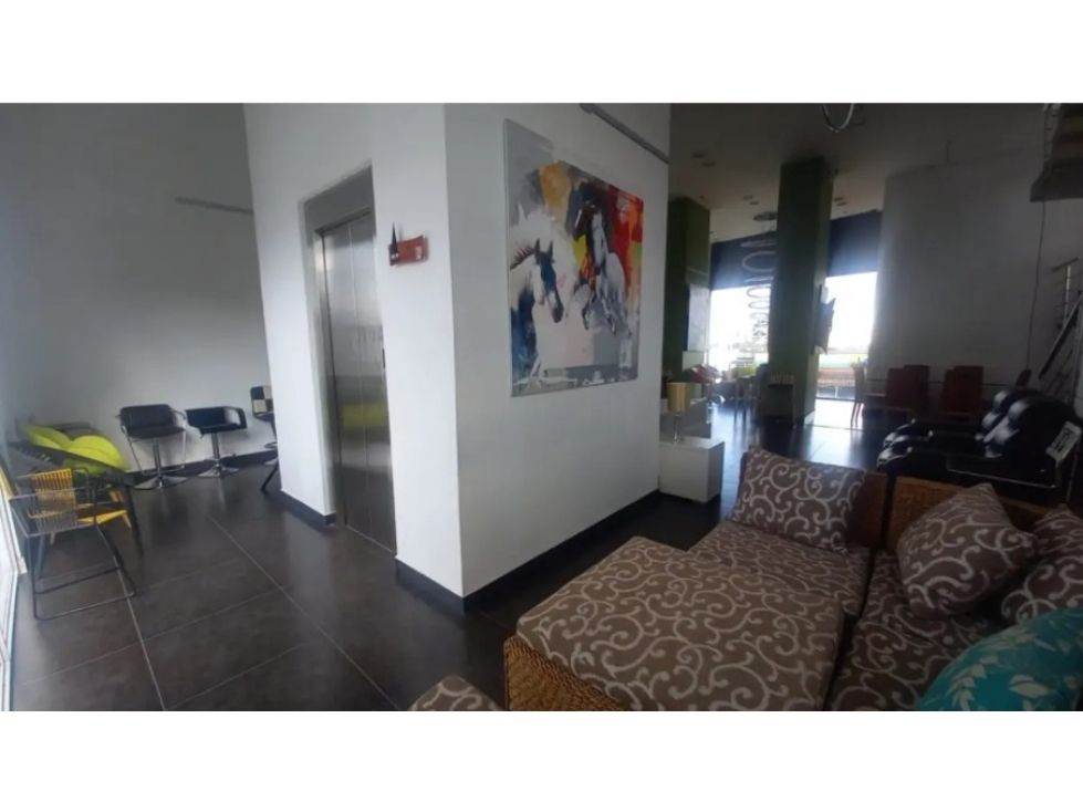 Edificio en venta Risaralda Pereira Pereira 2200 m2 Habitaciones 20 Baños 3 Garajes 10 Precio $20000000000