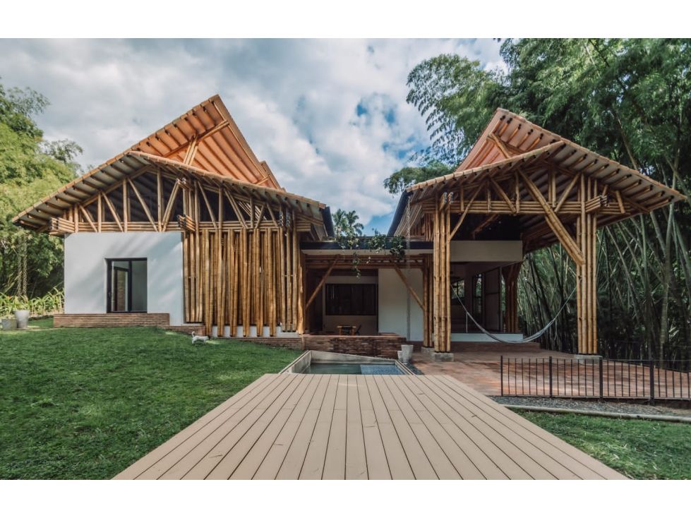 Casa Campestre en venta Risaralda Pereira Pereira 540 m2 Habitaciones 3 Baños 2 Garajes 6 Precio $2500000000