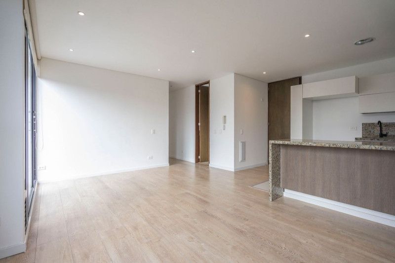 Apartamento en arriendo Cundinamarca Bogotá Santa Barbara Occidental 72 m2 Habitaciones 2 Baños 2 Garajes 2 Precio $4850000