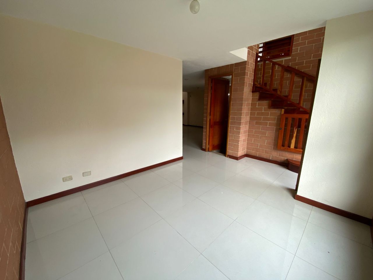 Casa en arriendo Antioquia La Estrella Ancón San Martín 150 m2 Habitaciones 3 Baños 3 Garajes 0 Precio $4600000