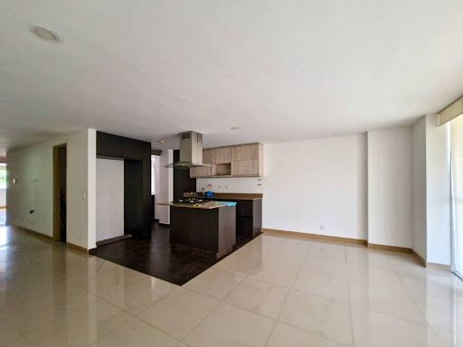Apartamento en arriendo Antioquia Envigado El Portal 112 m2 Habitaciones 3 Baños 3 Garajes 2 Precio $4600000
