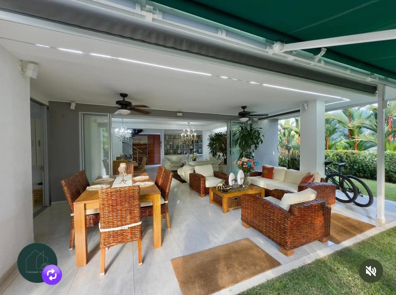 Casa en venta Valle Del Cauca Cali Parcelaciones Pance 250 m2 Habitaciones 3 Baños 5 Garajes 5 Precio $1800000000
