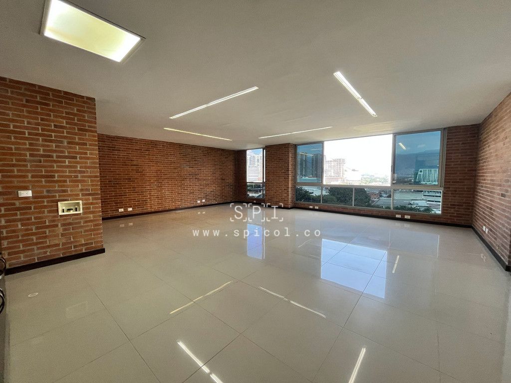 Oficina en arriendo Antioquia Medellín Asomadera No1 64 m2 Habitaciones 0 Baños 1 Garajes 1 Precio $5926200