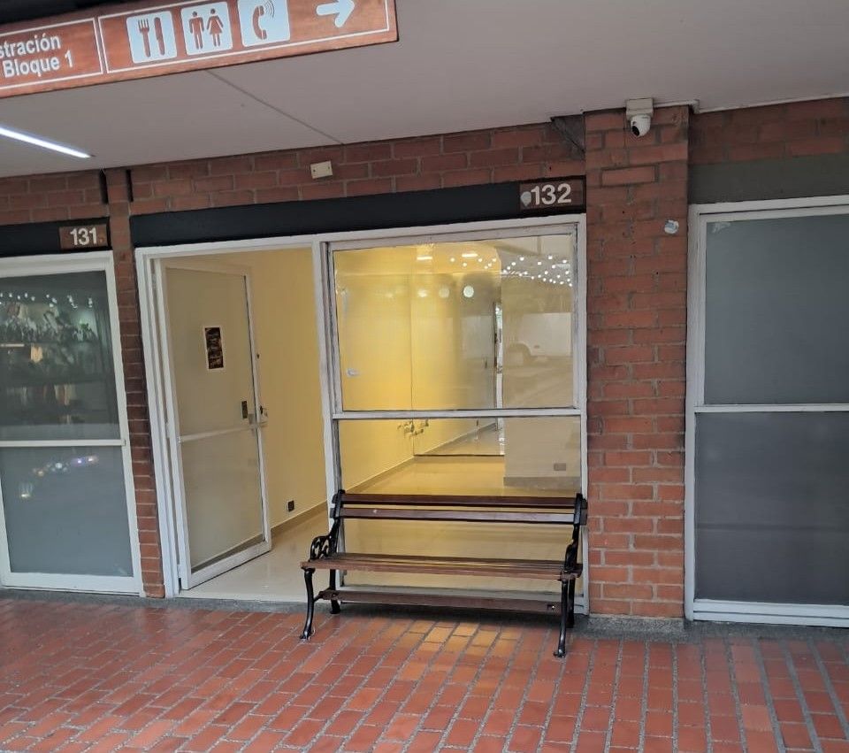 Local en arriendo Antioquia Medellín San Diego 14 m2 Habitaciones 0 Baños 1 Garajes 0 Precio $2200000