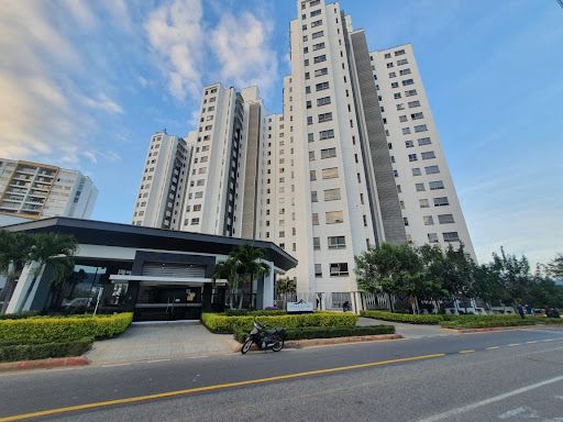 Apartamento en arriendo Santander Floridablanca Jardines Campestre 130 m2 Habitaciones 3 Baños 3 Garajes 2 Precio $3693450