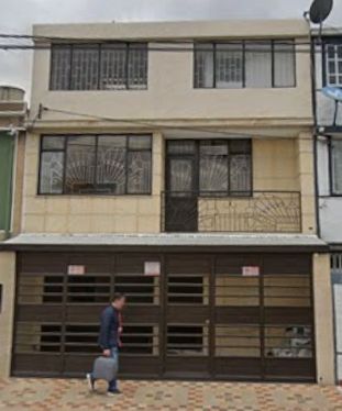 Casa en arriendo Cundinamarca Bogotá Remanso 320 m2 Habitaciones 3 Baños 1 Garajes 2 Precio $8000000
