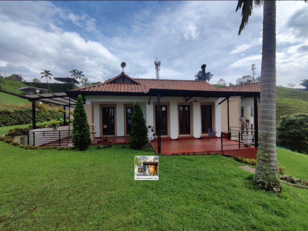 Casa Campestre en venta Risaralda Santa Rosa De Cabal Nn 400 m2 Habitaciones 5 Baños 5 Garajes 2 Precio $1300000000