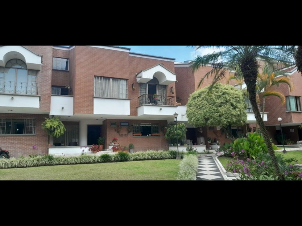 Casa en venta Risaralda Pereira Pinares De San Martin 285 m2 Habitaciones 3 Baños 3 Garajes 2 Precio $1400000000