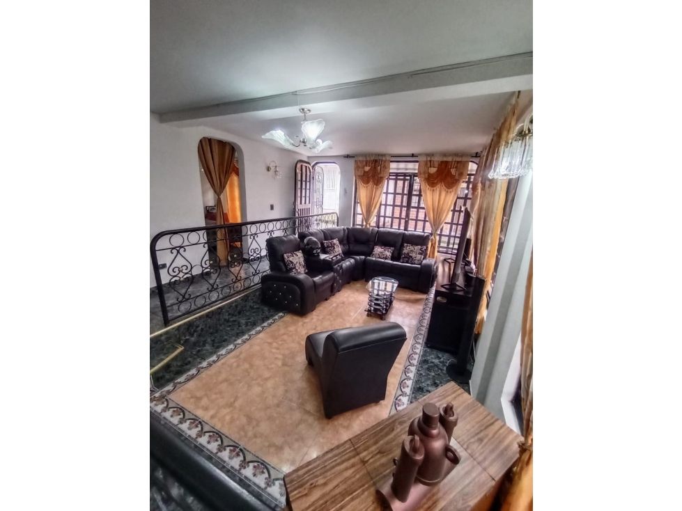 Casa en venta Risaralda Santa Rosa De Cabal Nuevo Horizonte 200 m2 Habitaciones 4 Baños 2 Garajes 0 Precio $360000000